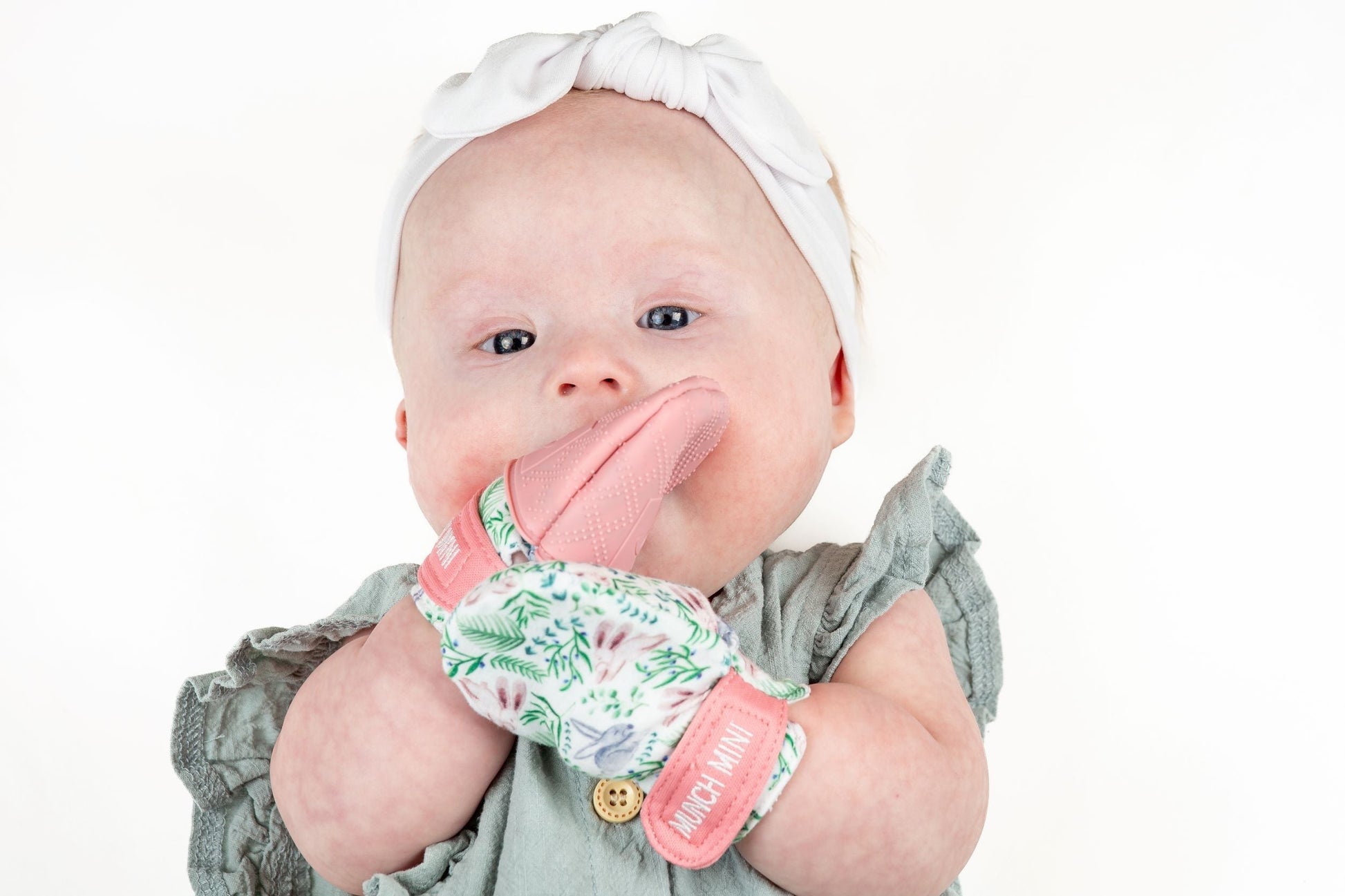 Munch Minis - Teething & Anti-scratch mitts - Bunnies Pacifiers & Teethers Malarkey Kids 